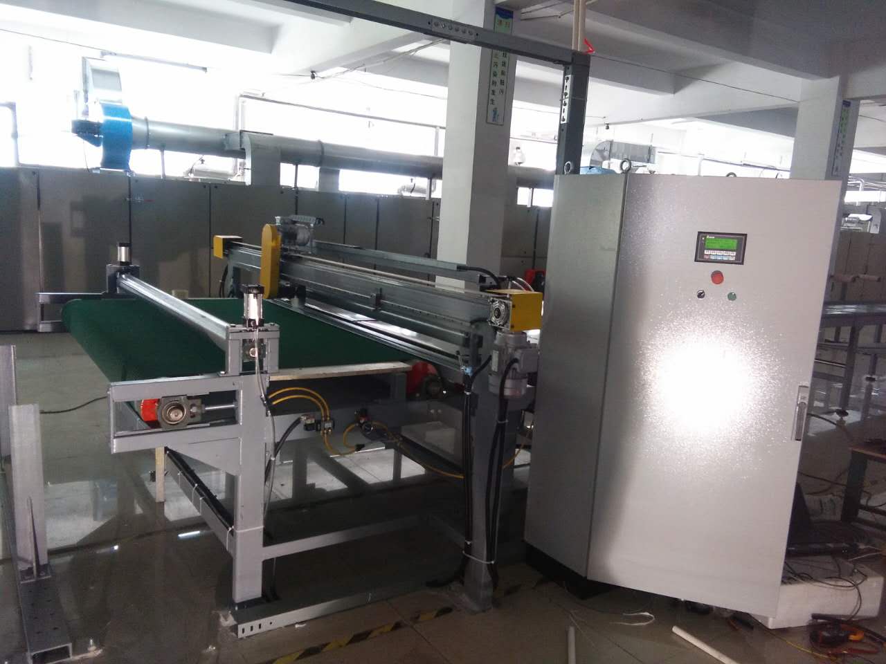 地毯自動(dòng)鎖邊機(jī)